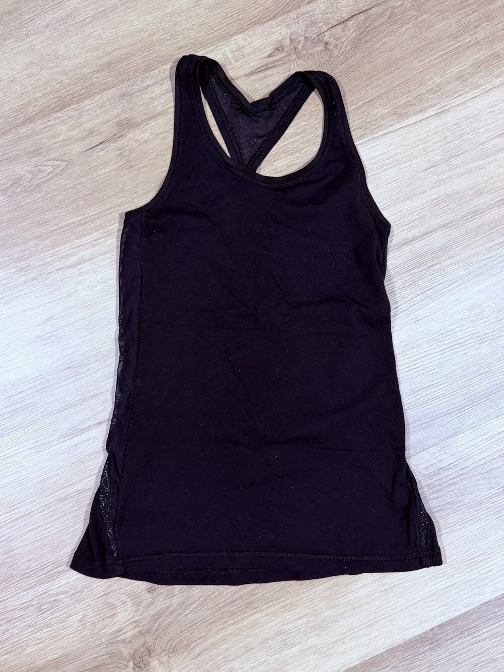 Lululemon Sculpt Tank II Black Mesh Panel Racerback Tank Top Womens Size 4